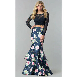 Sequin Hearts Two Piece All Over Lace Party Cocktail Dress Navy Size 11 $200